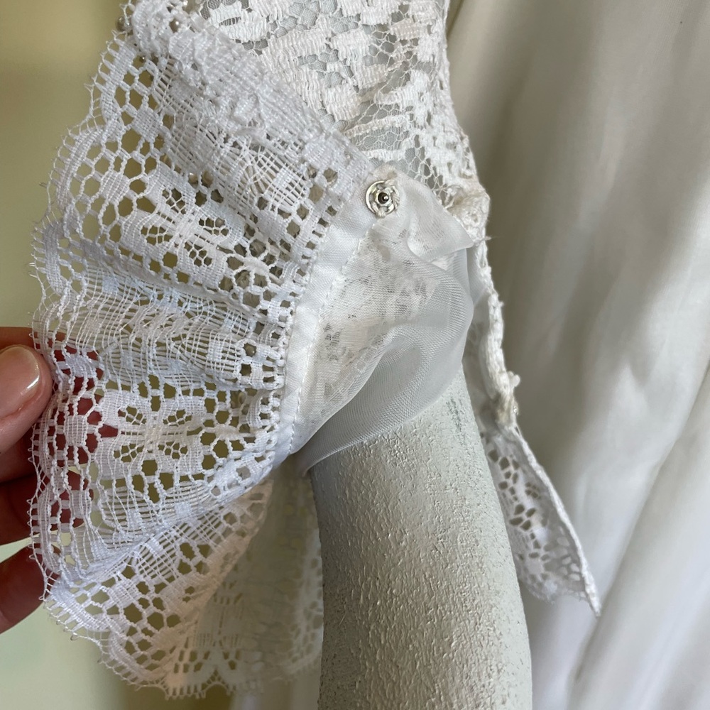 VINTAGE 1970s Wedding Dress: Full Train, Lace Trim, Pearl Embellished - Picture 9 of 17